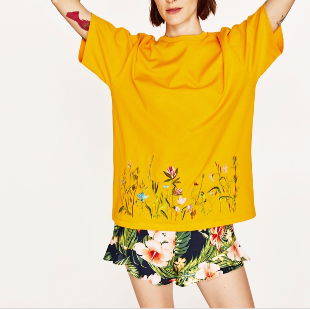 NEW Zara Marigold Yellow Embroidered T shirt sz M
